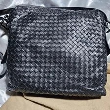 Bottega Veneta — Bottega Veneta Good Condition — Handbag — resale