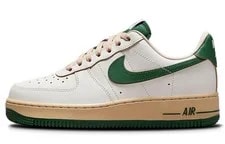 Nike — Nike DZ4764-133 Moderate Wear Or Visible Flaws 5 /6.5 /5YY — Sneaker — resale