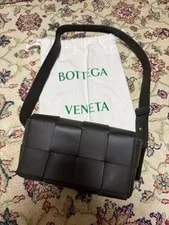 Bottega Veneta — Bottega Veneta Maxi Waist — Handbag — resale