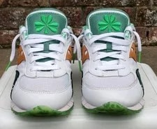 Saucony — Saucony 6000 Size 10 NO BOX Irish — Sneaker — resale