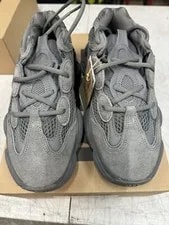 Adidas — Size 6 - Adidas Yeezy 500 2022 — Sneaker — resale
