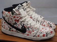 Nike SB — Size 11 - Nike SB Dunk Pro High Blossom — Sneaker — resale