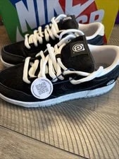 NIKE — Size 8.5 - Medicom Toy X Nike Dunk SB Low Be@rbrick — Sneaker — resale