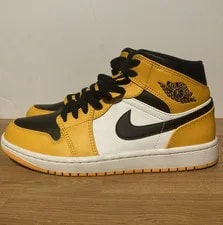 Jordan — Size 7.5 - Jordan 1 Mid 2022 — Sneaker — resale