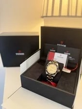 Tudor — Tudor Black Bay S&G 41mm 79733N Champagne Dial — Watch — resale