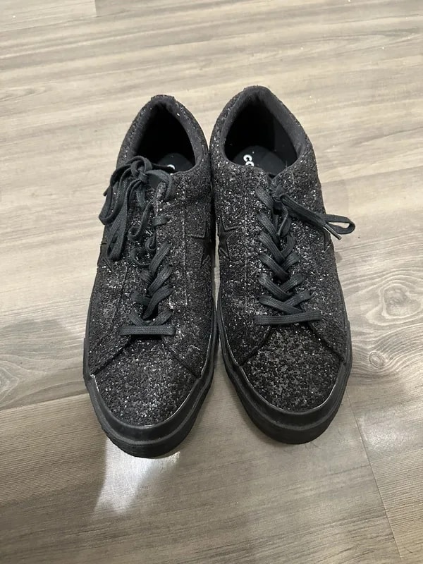Converse — One Party X Converse Glitter One Star — Sneaker — resale