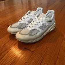 New Balance — New Balance 990v2 Teddy Santis “Sea Salt” — Sneaker — resale