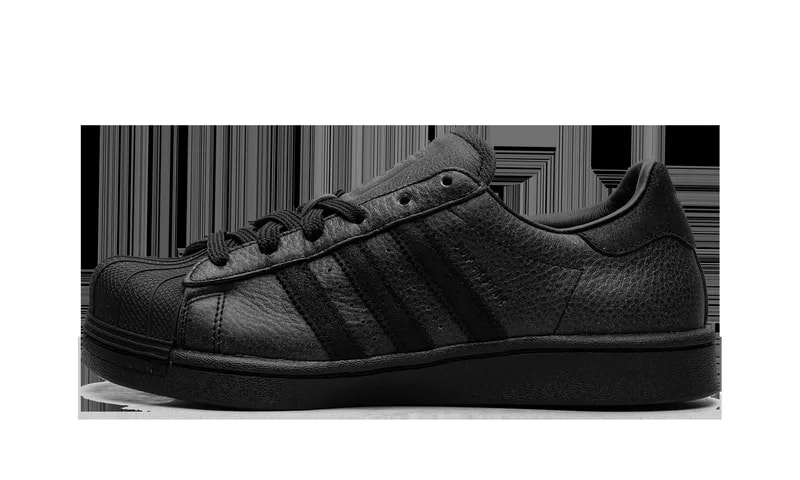 Adidas — Superstar Modified Wmns "Avavav " — Sneaker — resale