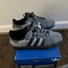Adidas — Adidas Campus Vulc Classic Casual Shoes — Sneaker — resale