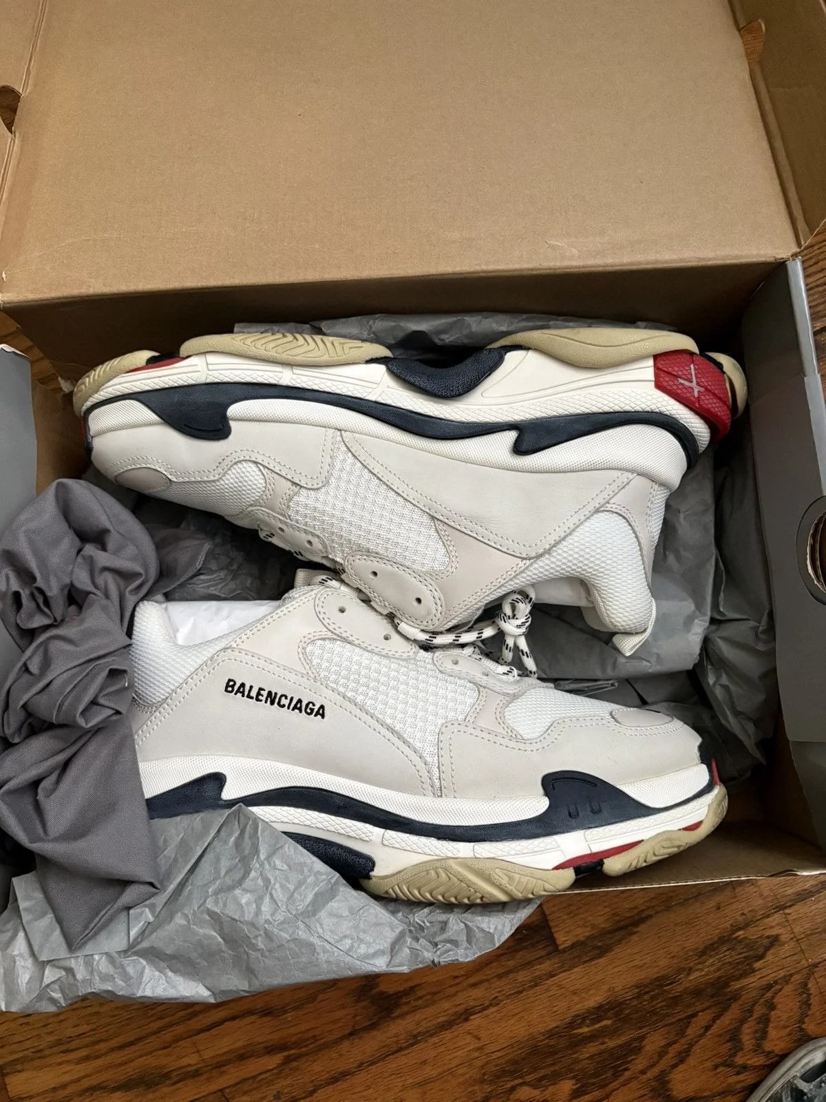 Balenciaga — Balenciaga Triple S EU 46 — Sneaker — resale