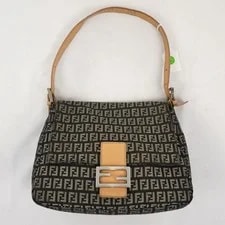 Fendi — Fendi Mamma Baguette Shoulder Bag -Tone Hardware — Handbag — resale