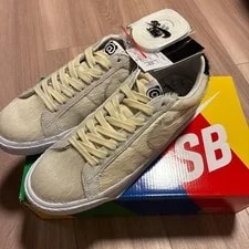 Nike SB — 9.5US Nike Sb X Be Rbrick Blazer Low — Sneaker — resale