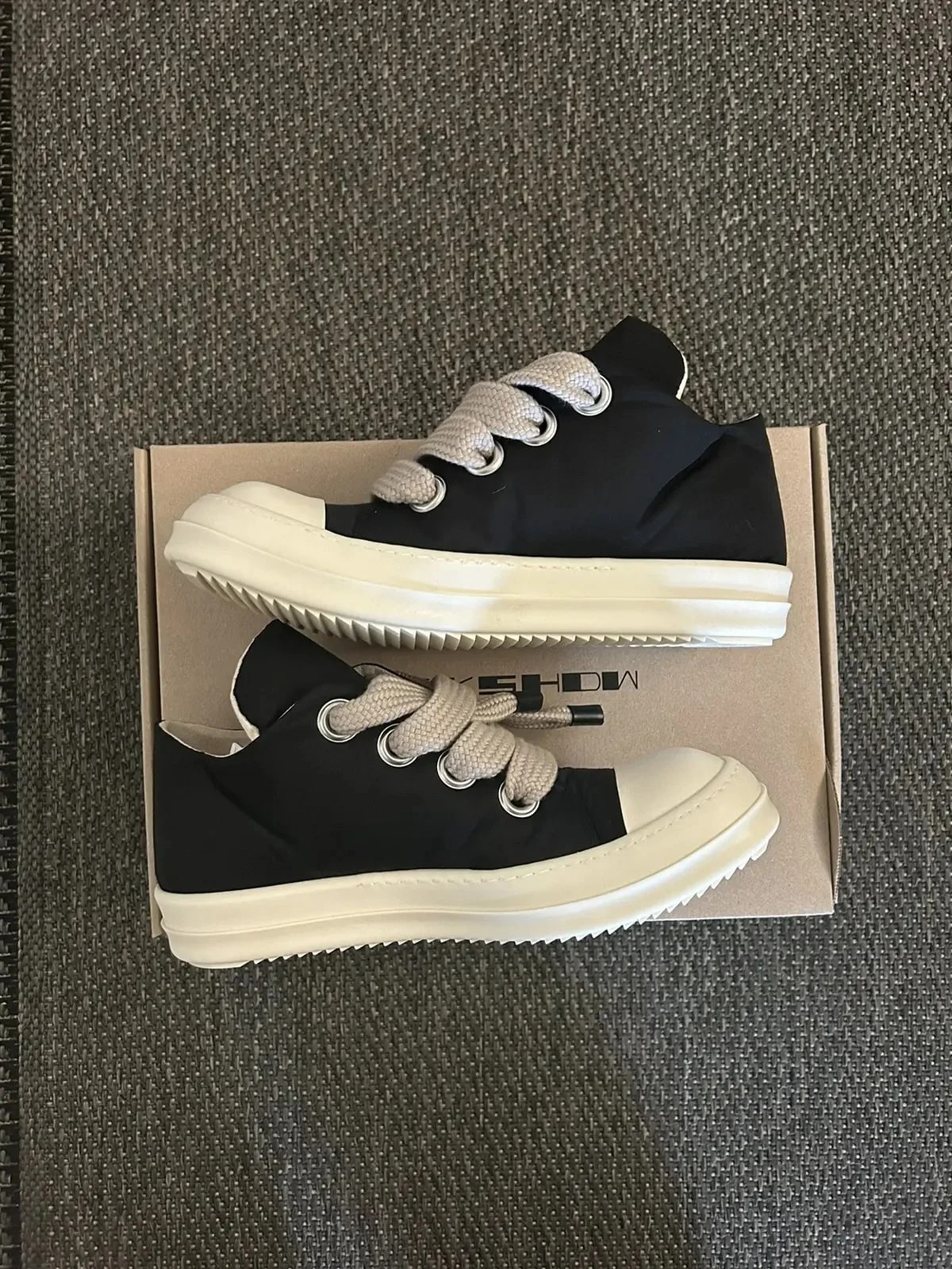 Rick Owens DRKSHDW — Rick Owens Drkshdw Hollywood Jumbo Low — Sneaker — resale