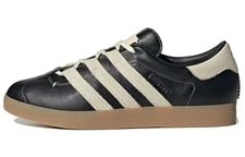 Adidas — Adidas Gazelle Indoor Foot Industry — Sneaker — resale