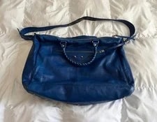 Balenciaga — Balenciaga Classic Hardware Weekender Lazuli 2-way Straps — Handbag — resale