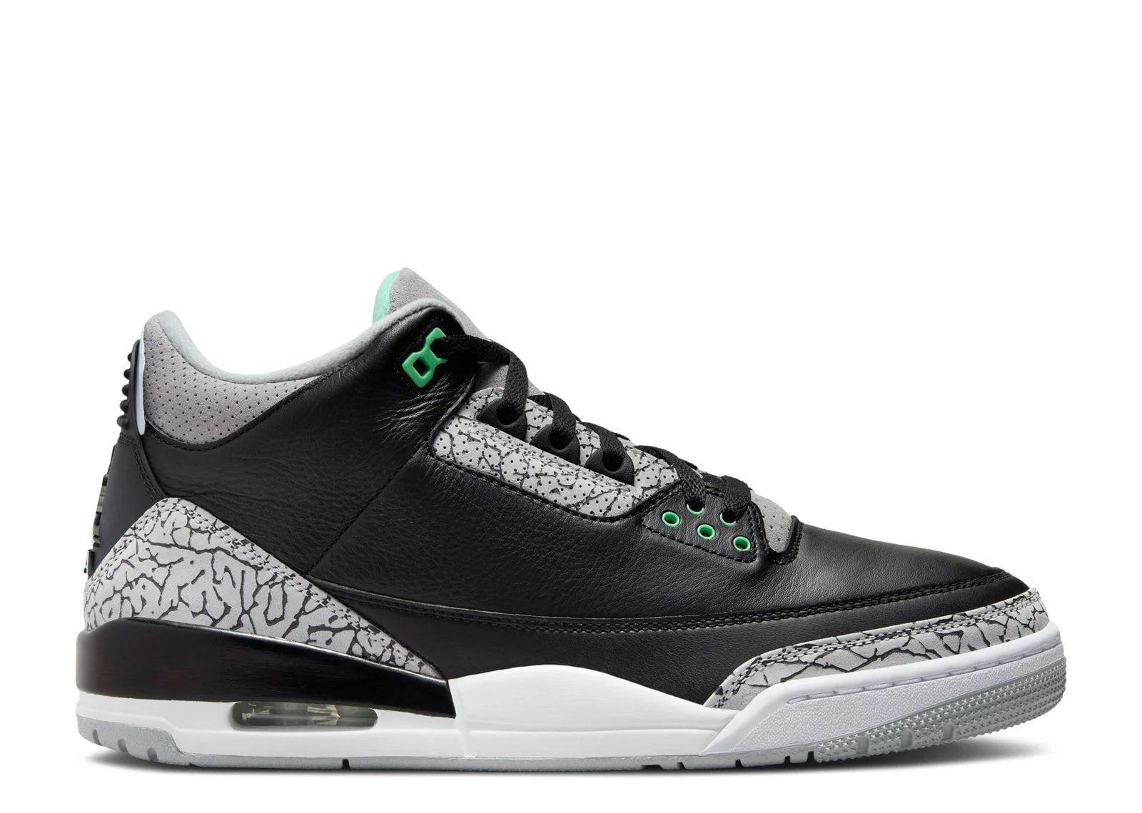 Jordan — Jordan 3 Retro ' Glow' — Sneaker — resale