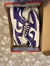 Nike — Nike Dunk Low Retro Championship /Court 2022 -104 — Sneaker — resale