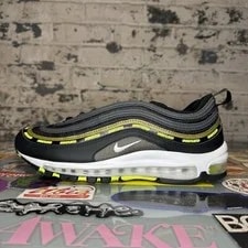 Nike — Nike Air Max 97 Undefeated — Sneaker — resale