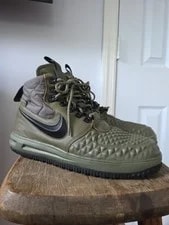 Nike — Nike Lunar Air Force 1 Duckboot 17 — Sneaker — resale