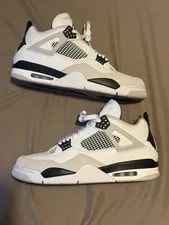 Jordan — Jordan Air 4 Retro Military / 2022 DH6927-111 — Sneaker — resale
