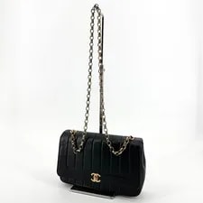 Chanel — Chanel Lamb Diana Flap Chain Crossbody 148421776 — Handbag — resale