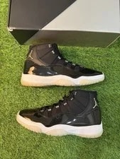 Jordan — Jordan 11 Jubilee — Sneaker — resale