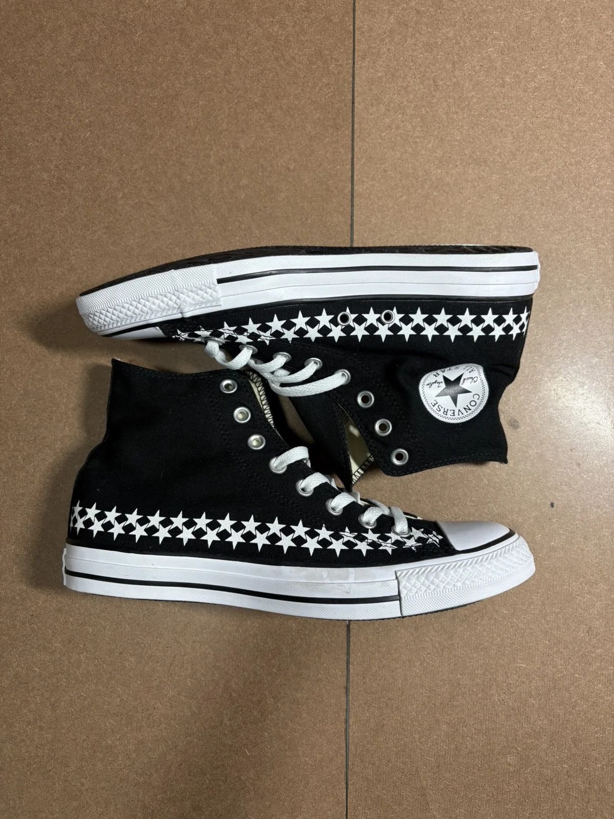 Converse — Converse All Star High Top Star Print 8 New — Sneaker — resale