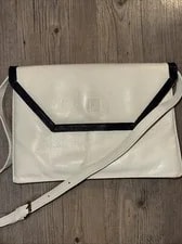 Fendi — Fendi Sas Crossbody & 8x11x3” Roma Italy — Handbag — resale