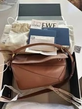 Loewe — Loewe Small Featherlight Puzzle in Pecan — Handbag — resale