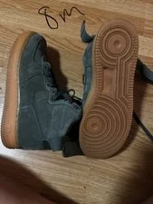 Nike — Nike Air Force 1 High '07 LV8 — Sneaker — resale