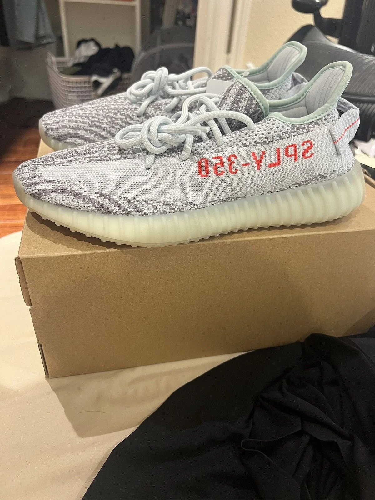 Yeezy — Yeezy 350 V2 Tint — Sneaker — resale