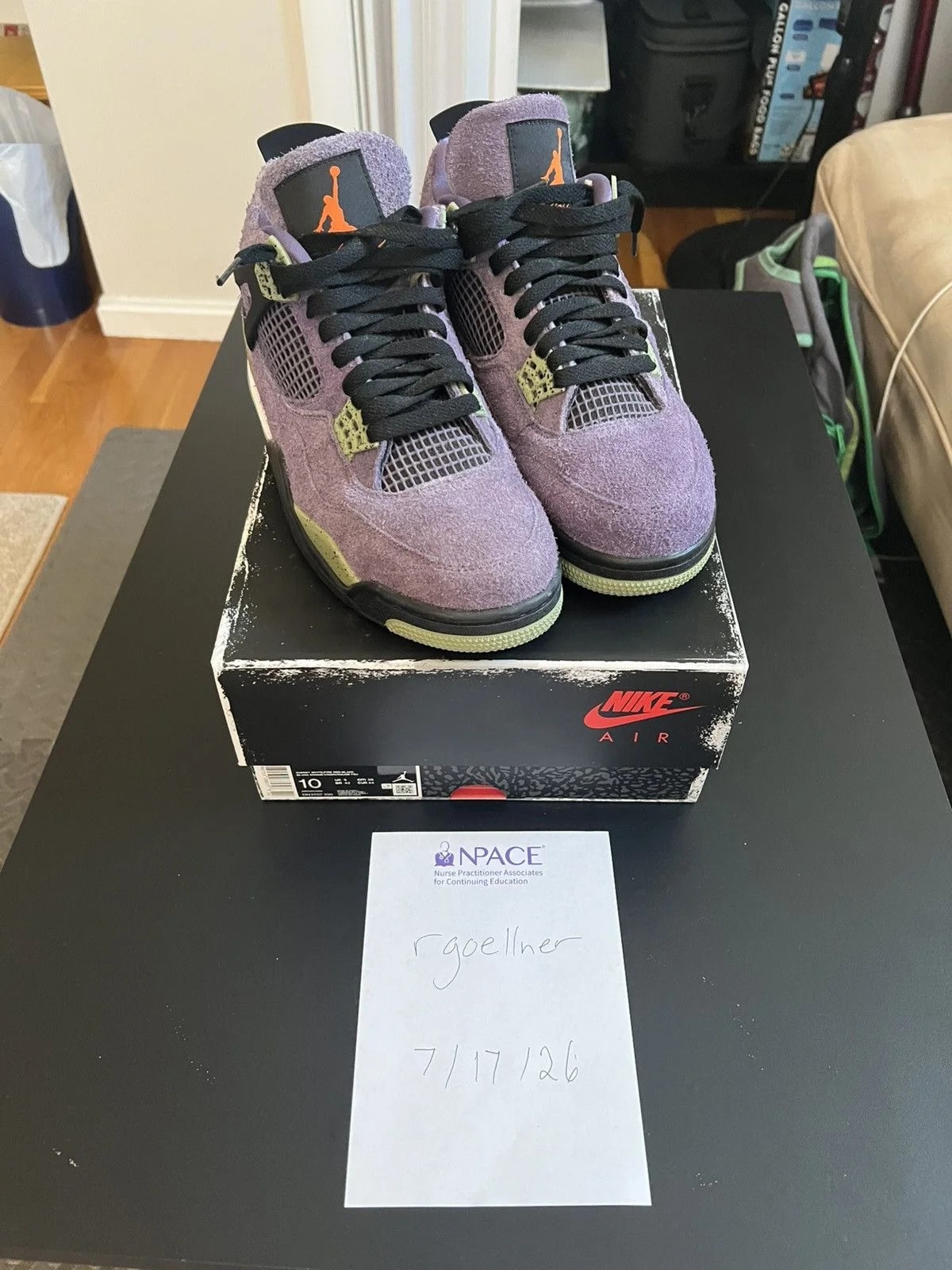 Jordan — Jordan 4 Canyon — Sneaker — resale