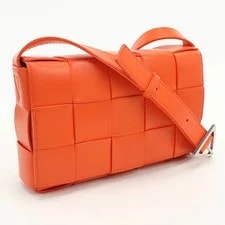 Bottega Veneta — Bottega Veneta Diagonal 737950 Medium Crossbody Cassette Unise — Handbag — resale
