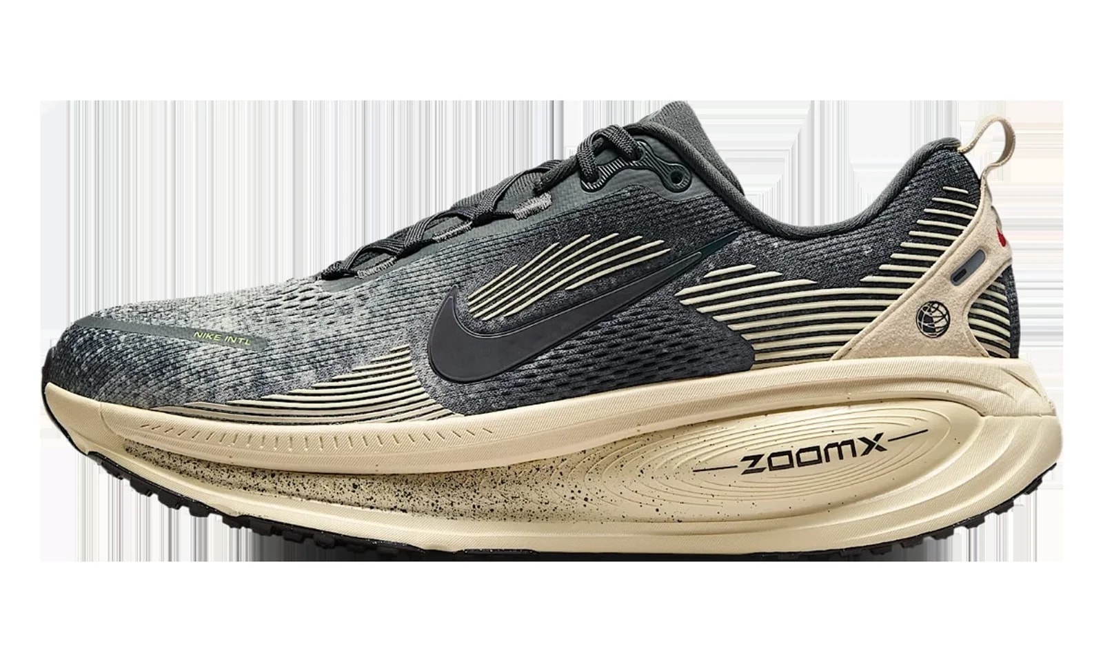 NIKE — Vomero 18 " IH4114 140 — Sneaker — resale
