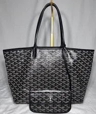 Goyard — Goyard St Louis Snap Closure Matching Inner Pockets — Handbag — resale