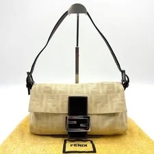 Fendi — Auth Fendi Mamma Bucket , 26424 2Y10031 — Handbag — resale