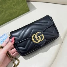 Gucci — Excellent Gucci Marmont Mini Chain Crossbody — Handbag — resale