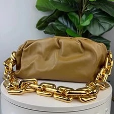 Bottega Veneta — Authentic Bottega Veneta the Chain Pouch — Handbag — resale