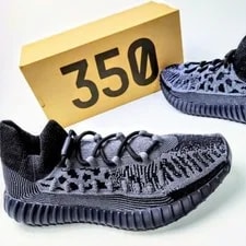 Adidas — Adidas US 13.5 Lifestyle Yeezy 350 2 Cmpct — Sneaker — resale