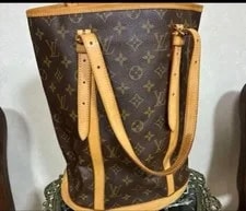 Louis Vuitton — Louis Vuitton Bucket M42238 — Handbag — resale