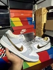 Nike SB — Size 9 - Nike SB Dunk Low Sean Cliver — Sneaker — resale