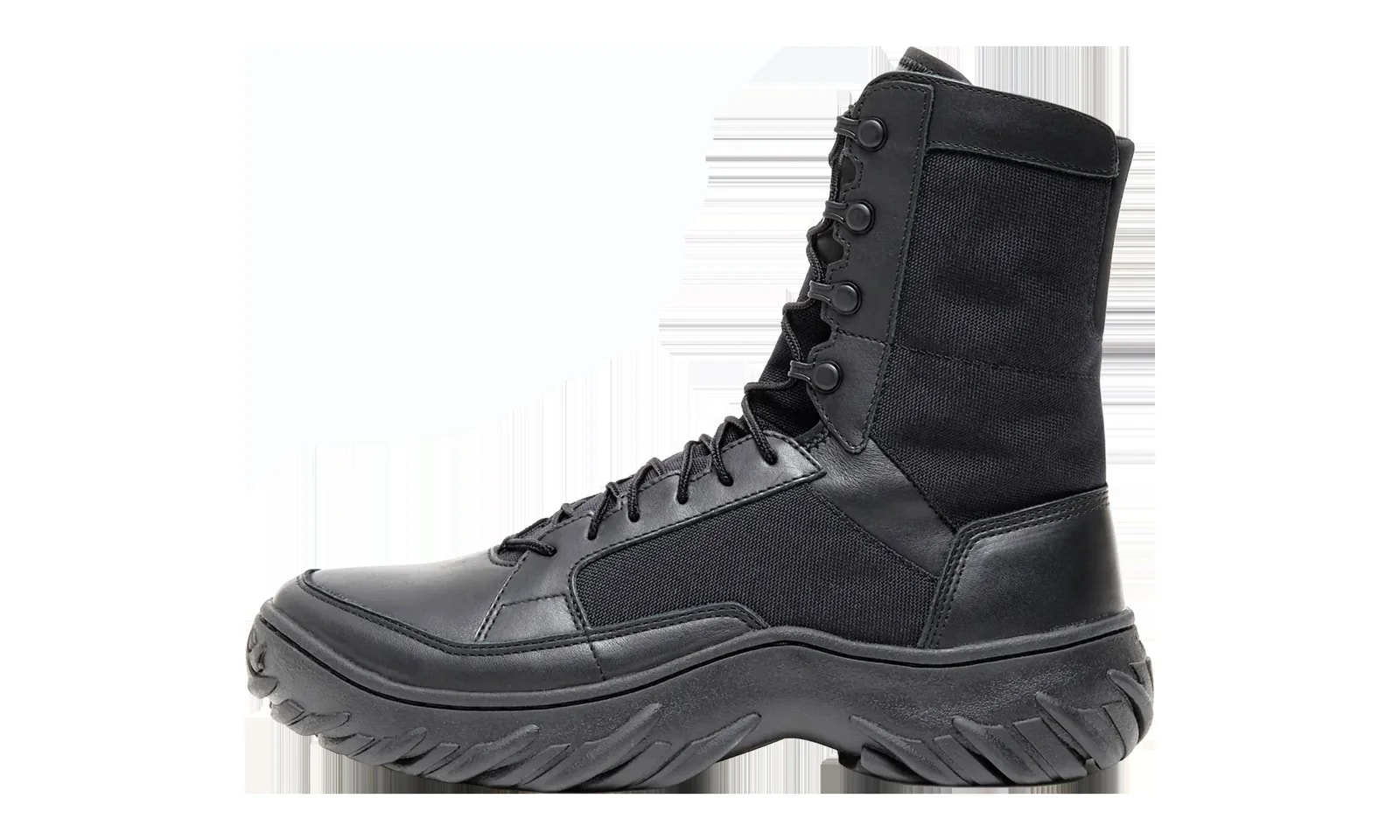 Oakley — Field Assault Boot " " 11194 001 — Sneaker — resale