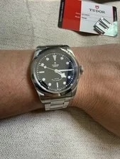 Tudor — Tudor Black Dial Black Bay 79540 Automatic 41mm — Watch — resale