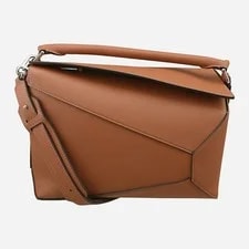 Loewe — Loewe Medium Puzzle in A510P49X23 2530 154111444 — Handbag — resale