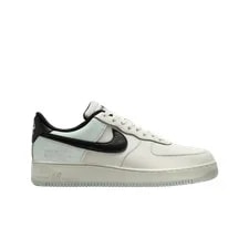 Nike — Nike Air Force 1 Low Gore-Tex Light — Sneaker — resale