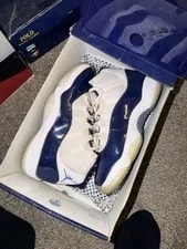 Jordan — Jordan 11 Win Like 82 — Sneaker — resale
