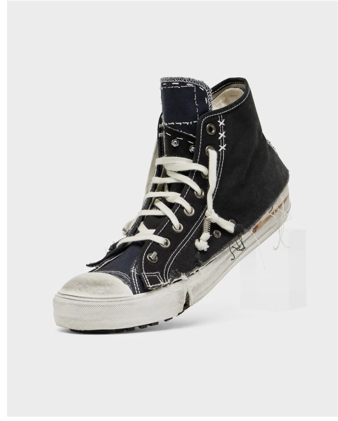 Maison Margiela — Maison Margiela Loved To Death Sz. EU40/ USA 7 — Sneaker — resale