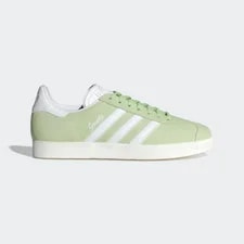 Adidas — Adidas Originals Gazelle in Light and UK 7.5 - EUR 41 1/3 — Sneaker — resale