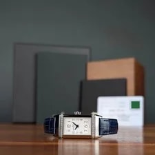Jaeger-LeCoultre — New Complete Diamond 40.1mm X 20mm Jaeger-LeCoultre Reverso One Monoface Q328842 — Watch — resale
