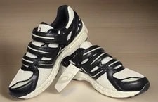Asics — Asics Gel-Kayano 20 Hal Studios Limited Edition Shoes — Sneaker — resale
